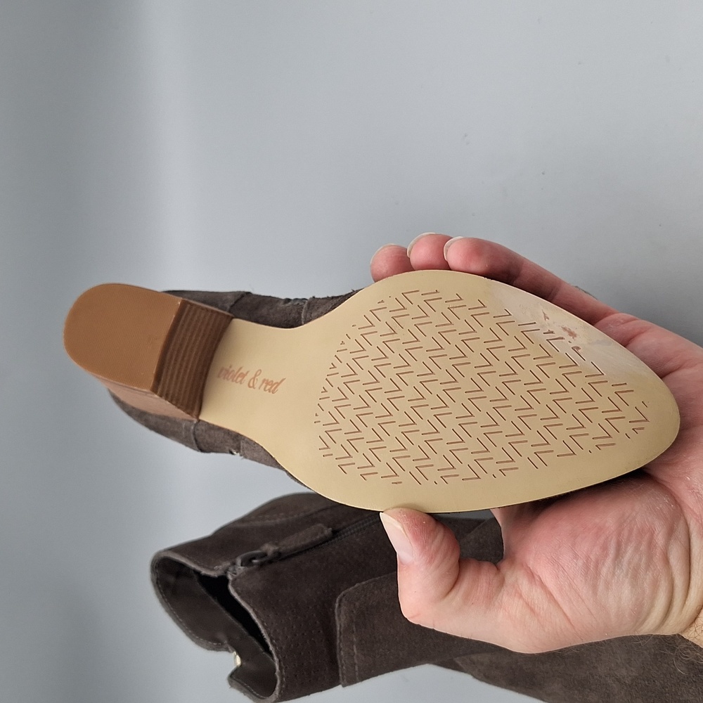 Violet & Red Carley Sz 7 Women's Zip up Bootie Heels - Picture 11 of 12